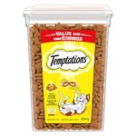 TEMPTATIONS Adult Cat Treats, Tasty Chicken Flavour, 454g Tub
