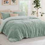 Bedsure Fluffy Comforter Set Queen – Super Soft Faux Fur Comforter Queen Size Sage Green, Winter Warm Fleece Bedding Set, Plush Fuzzy Bed Set, 3 Pieces, 1 Shaggy Comforter with 2 Pillowcases